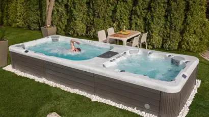 Rio_grande_semi_inground_swimspa_lifestyle3.jpg